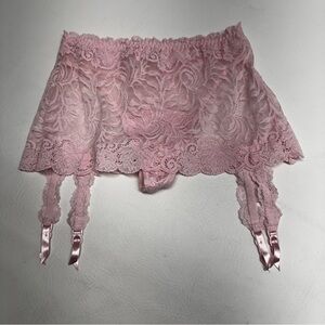 NWT Y2K Victoria's Secret Pink Lace Skirted Thong Removable Garter Straps, S